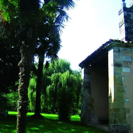 Palacio De Hualle Villa *