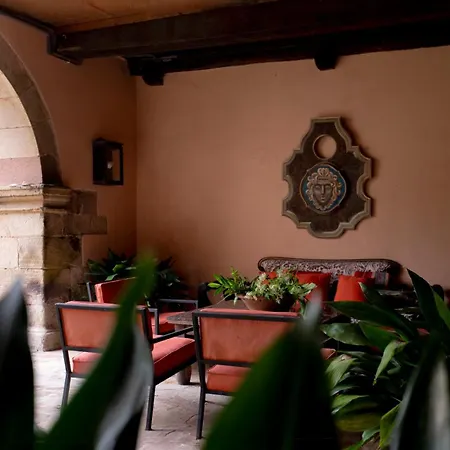 Palacio De Hualle Villa Treceño