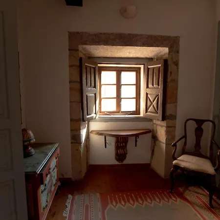 Palacio De Hualle Treceño