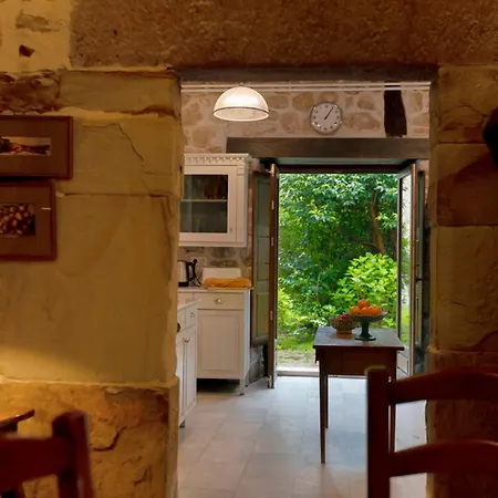 Palacio De Hualle Вилла *