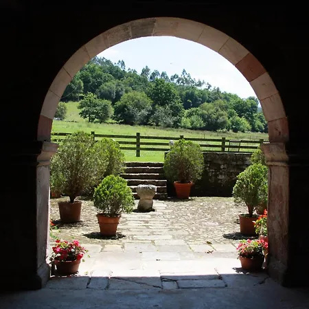 Palacio De Hualle * Treceño