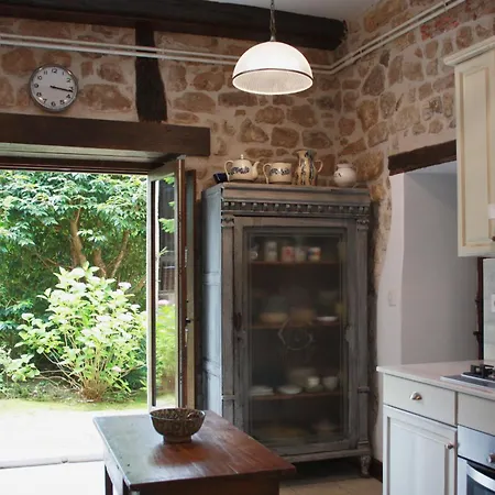 Palacio De Hualle Тресеньо