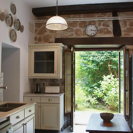 Palacio De Hualle * Тресеньо