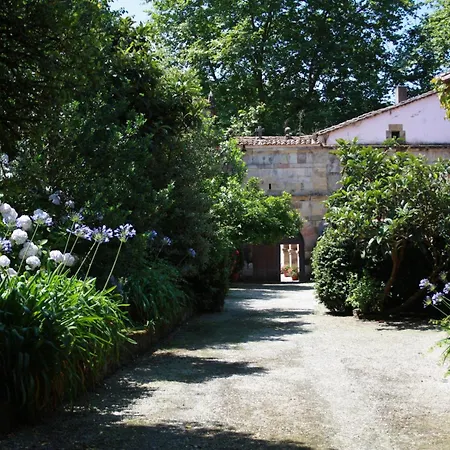 Palacio De Hualle Villa Treceño