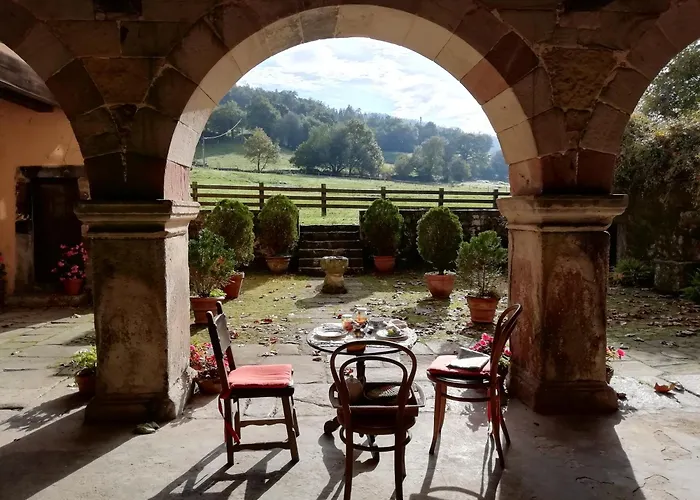 Palacio De Hualle Treceno