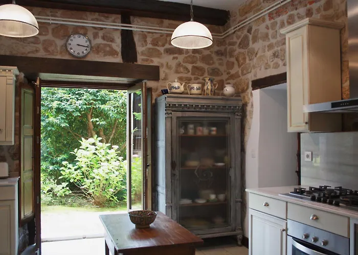 Palacio De Hualle Treceño