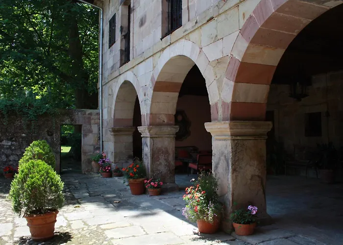 וילה Palacio De Hualle